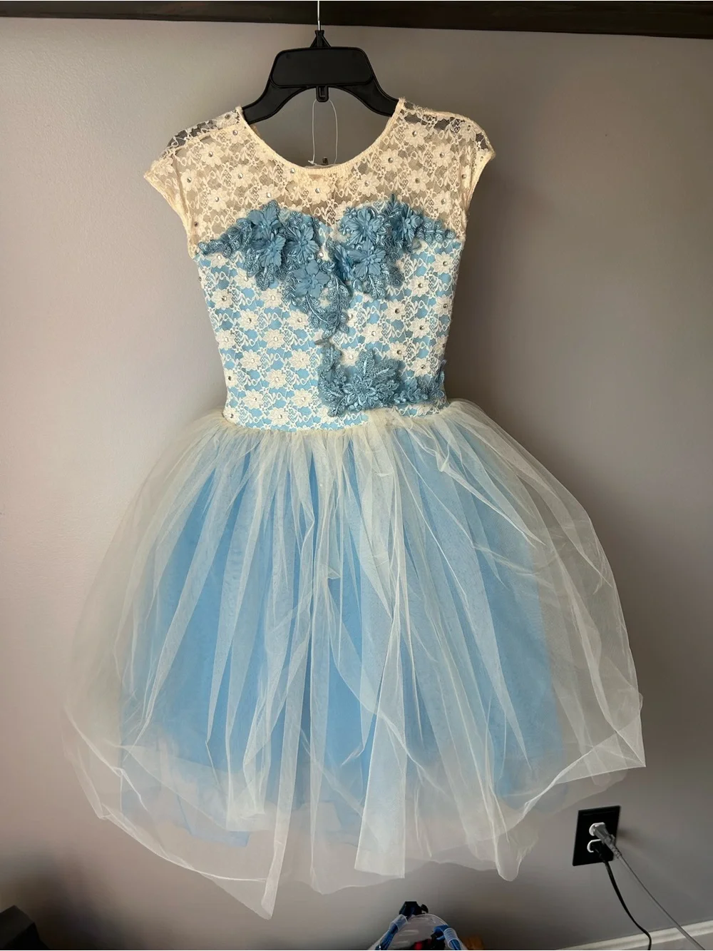 Ivory & Blue Lace Tulle Girls' Dance Costume